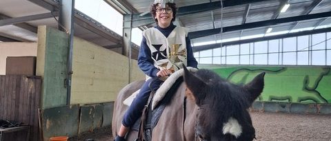 b2520cc6-2274-48de-87cd-3f346e1128a3-2